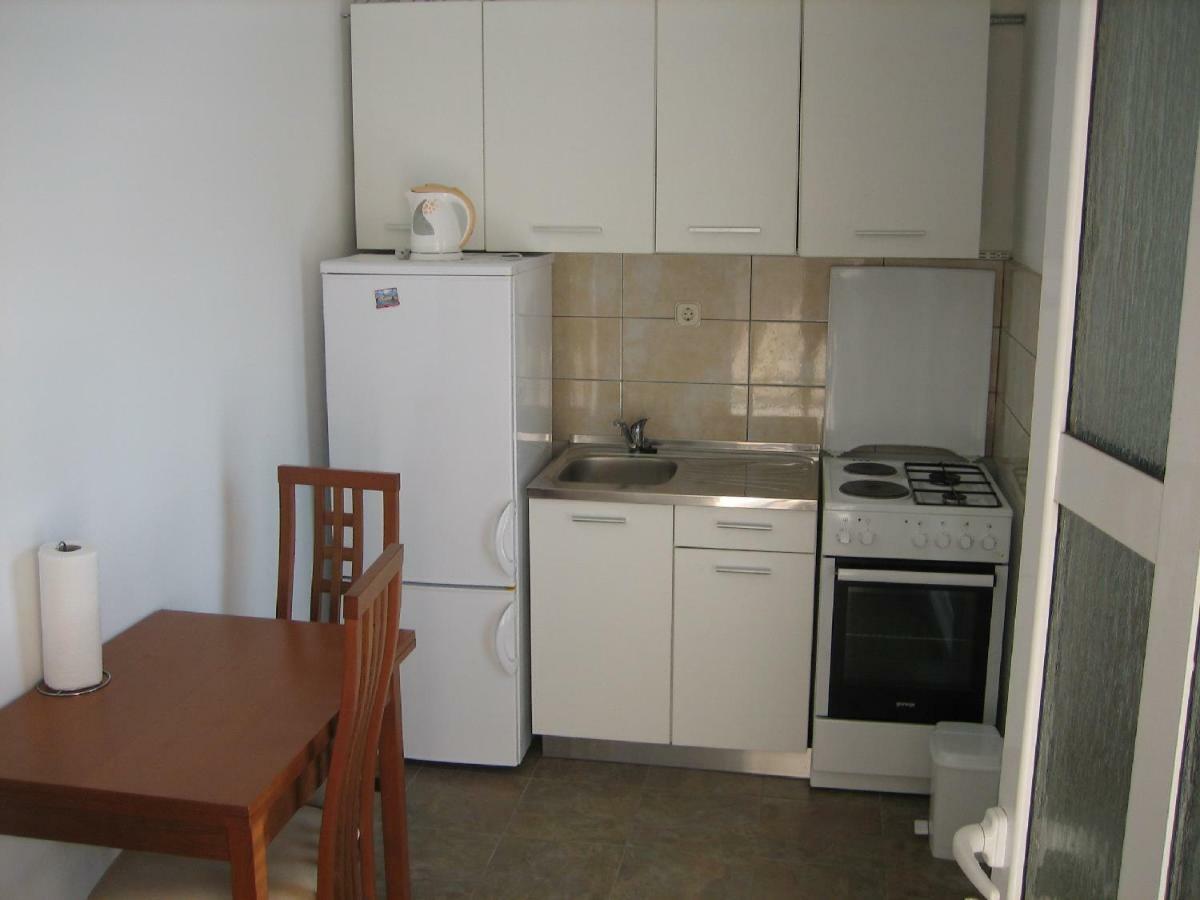 Tihi Apartman ซาดาร์ ภายนอก รูปภาพ